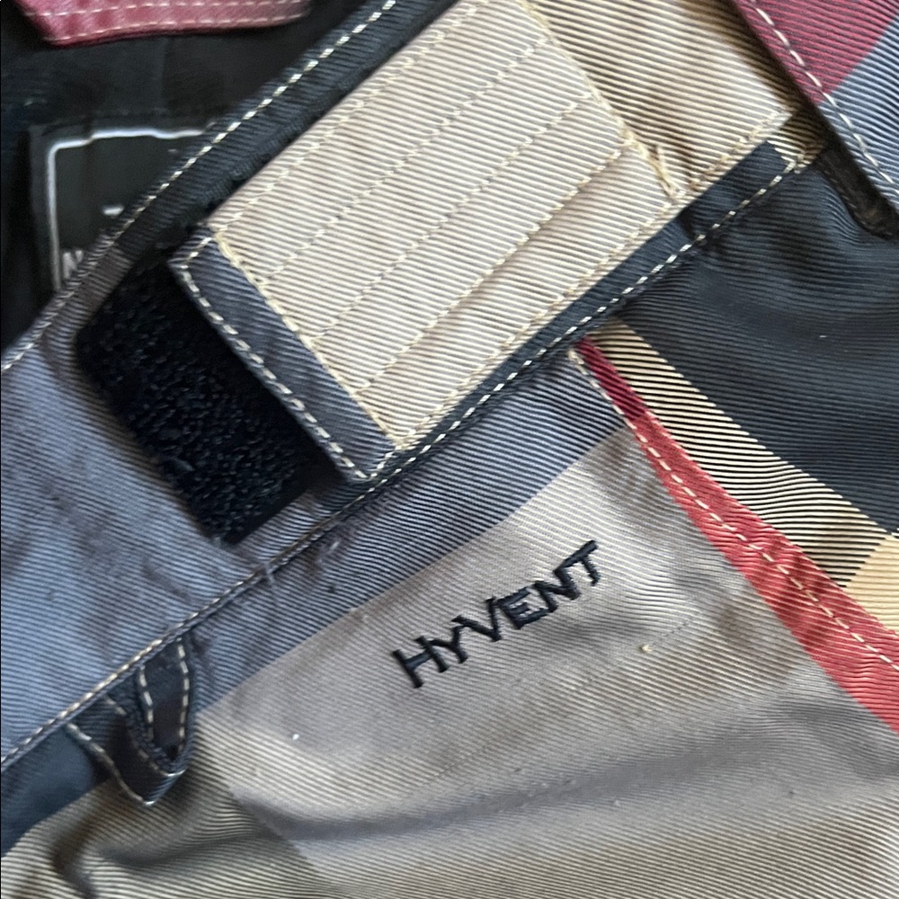 The North Face Men's Multicolor Plaid Cargo Pants - Picture 7 of 13
